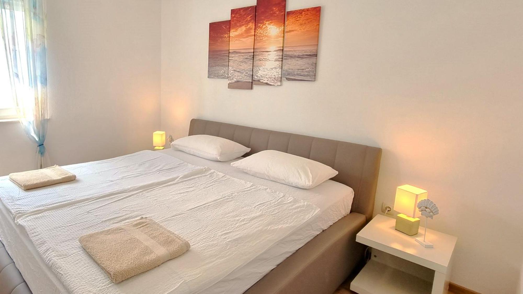 Apartments Le Mare - Pool, Sandstrand, Meerblick, W-Lan, Grill Privlaka  Exterior foto
